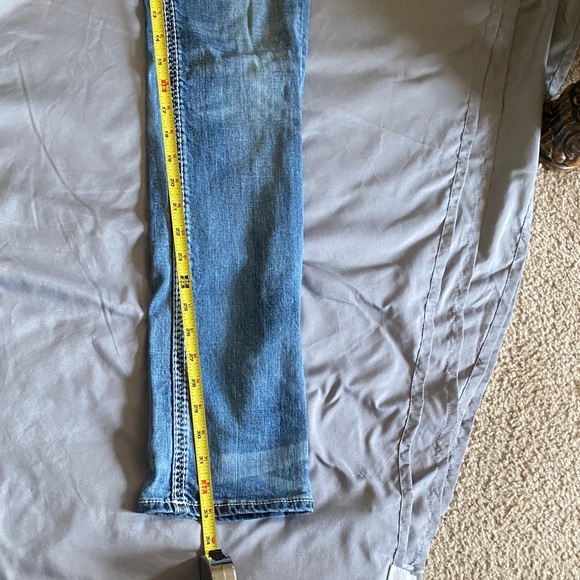 Rock Revival Women's Distressed Blue straight Cut Jeans - Picture 4 of 5